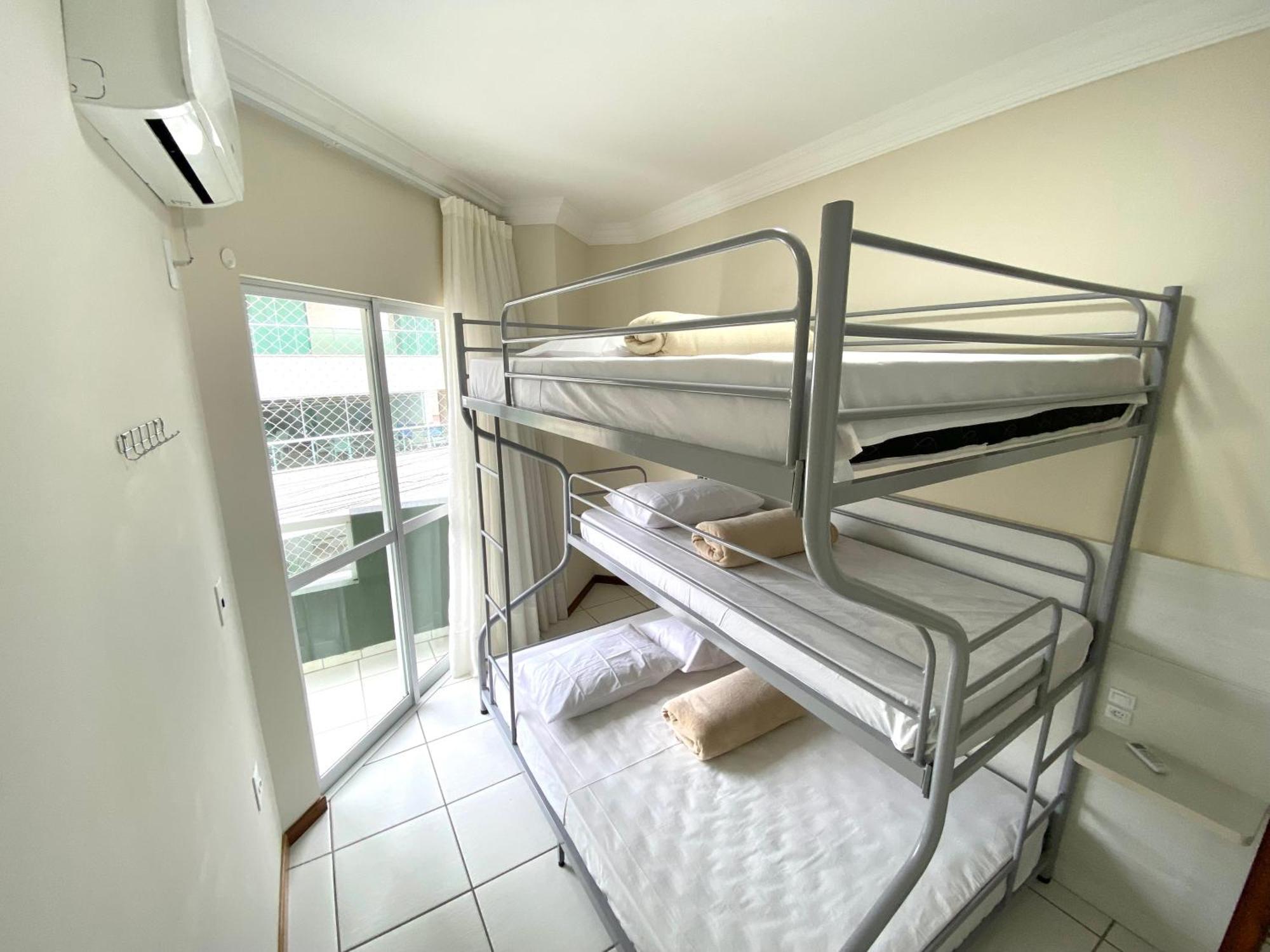 Apartment Sea Breeze - Brisa Do Mar - Pe Na Areia Em *
